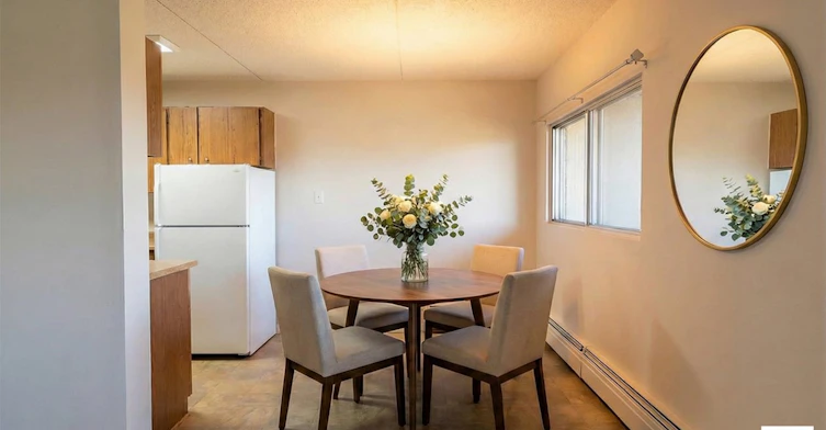 804-10711 47 Avenue Northwest, Edmonton, AB, T6H 5J1 - 5