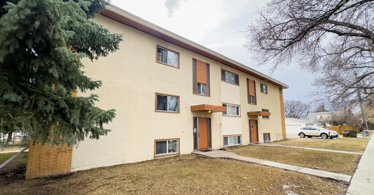 12403 117 Avenue Northwest, Edmonton, AB, T5M 3G6 - 15