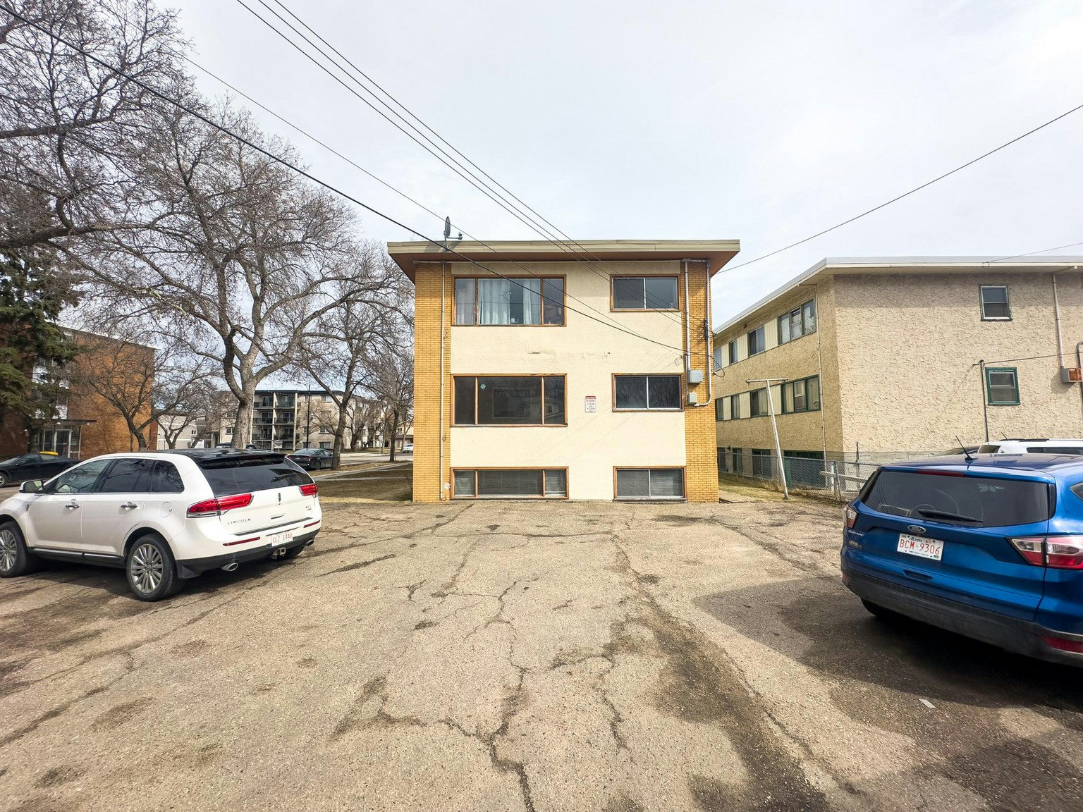 12403 117 Avenue Northwest, Edmonton, AB, T5M 3G6 - 19