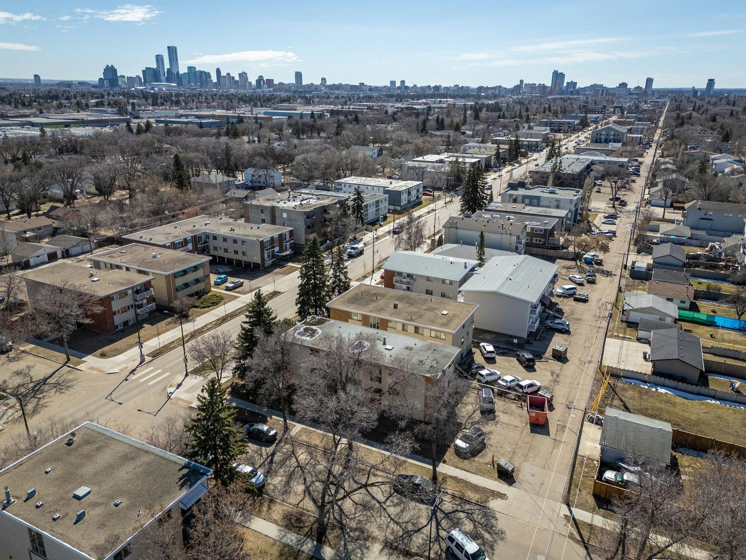 12403 117 Avenue Northwest, Edmonton, AB, T5M 3G6 - 13