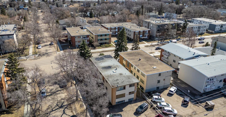 12403 117 Avenue Northwest, Edmonton, AB, T5M 3G6 - 29