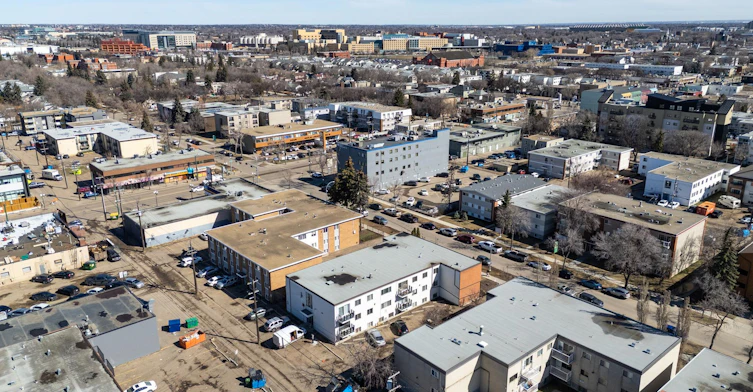 10630 108 Street Northwest, Edmonton, AB, T5H 3A1 - 15