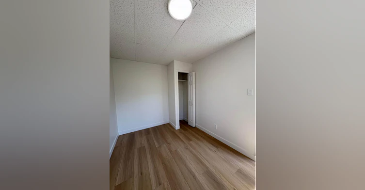 9903 105 Street NW, Edmonton, AB, T5K 0E5 - 7