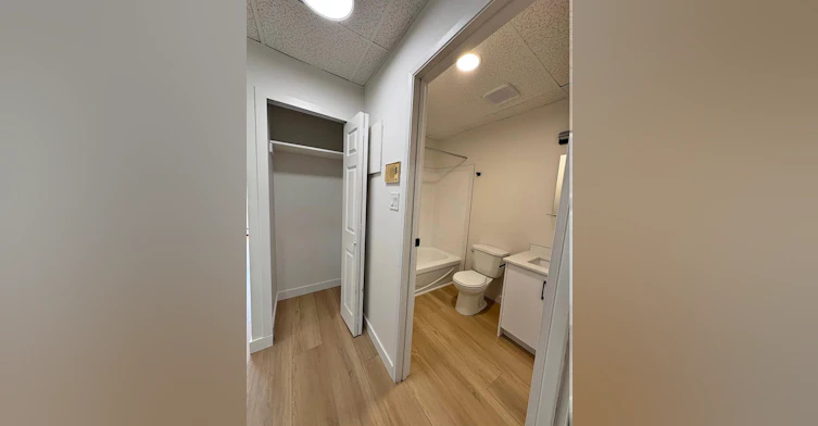 9903 105 Street NW, Edmonton, AB, T5K 0E5 - 5
