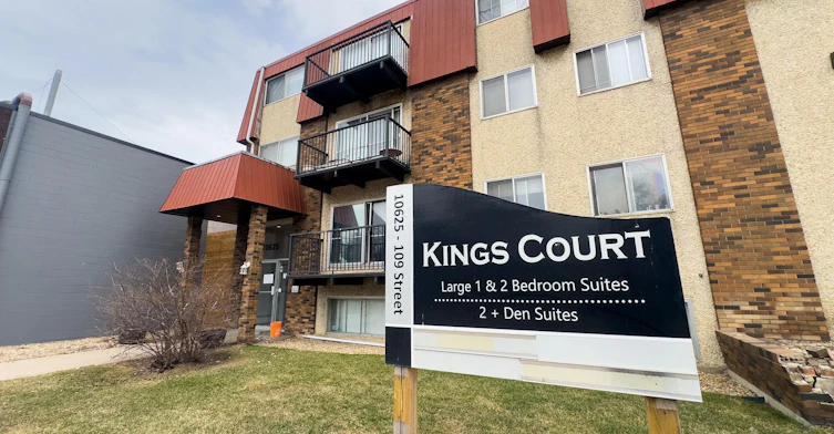 10625 109 Street Northwest, Edmonton, AB, T5H 3B5 - 9