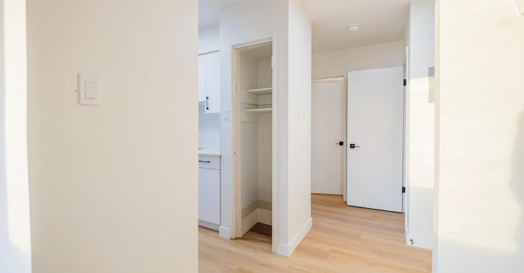 10959 97 Street Northwest, Edmonton, AB, T5H 2P7 - 13