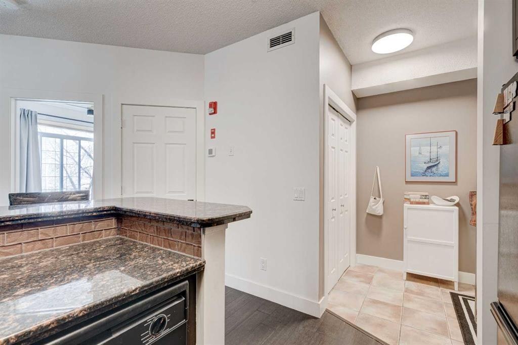 213-527 15 Avenue Southwest, Calgary, AB, T2R 1R5 - 15