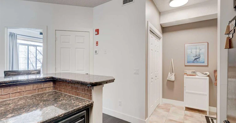 213-527 15 Avenue Southwest, Calgary, AB, T2R 1R5 - 15