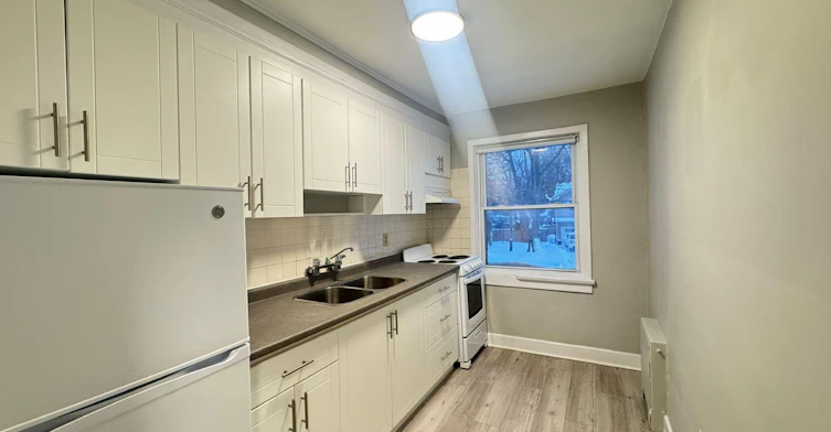 10-32 Price Avenue, Welland, ON, L3C 3X9 - 2