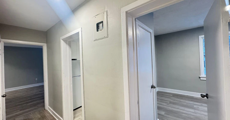 10-32 Price Avenue, Welland, ON, L3C 3X9 - 4