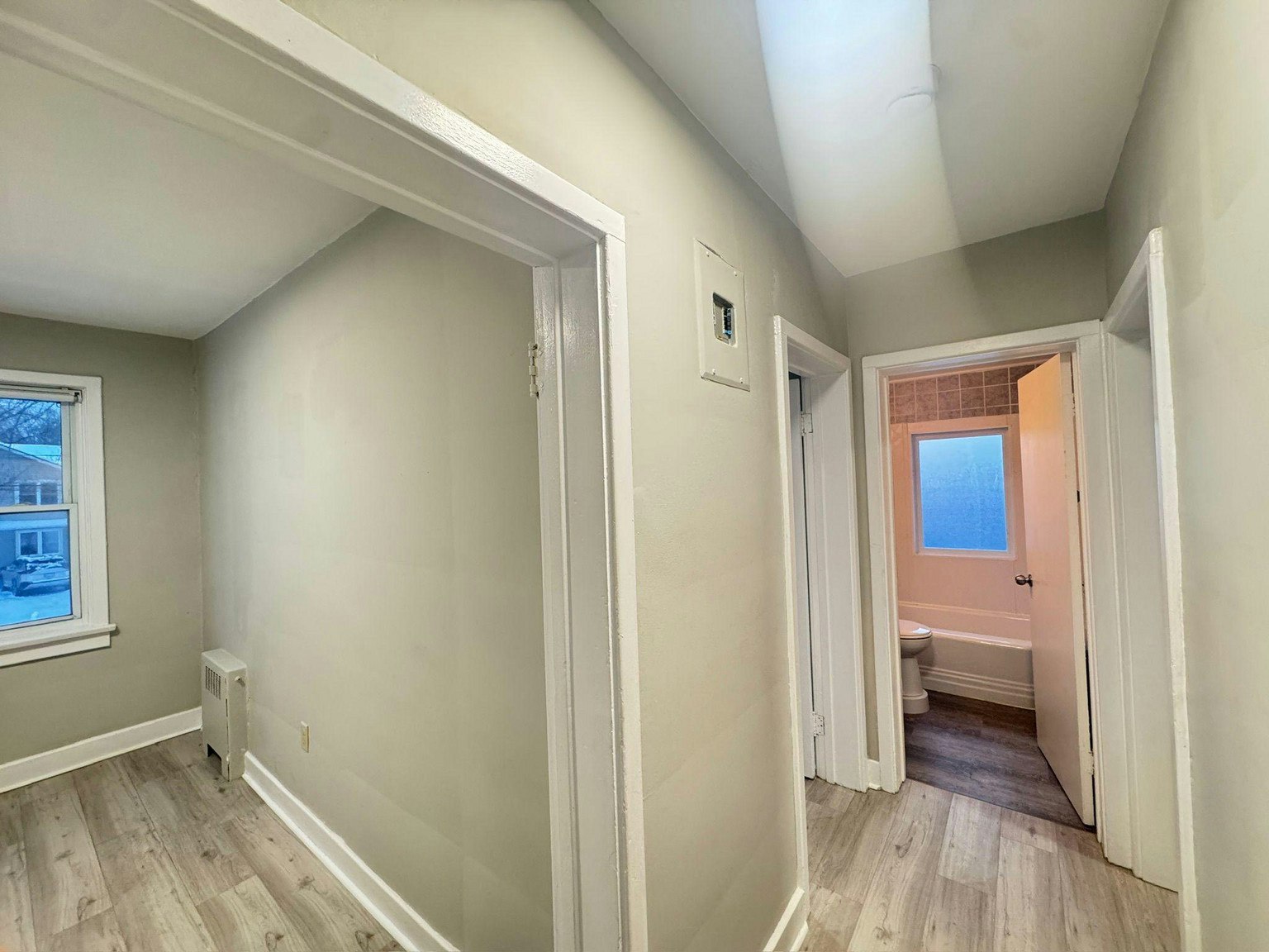 10-32 Price Avenue, Welland, ON, L3C 3X9 - 6