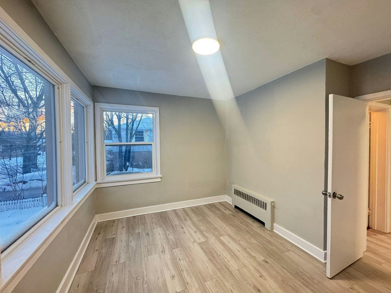 10-32 Price Avenue, Welland, ON, L3C 3X9 - 3