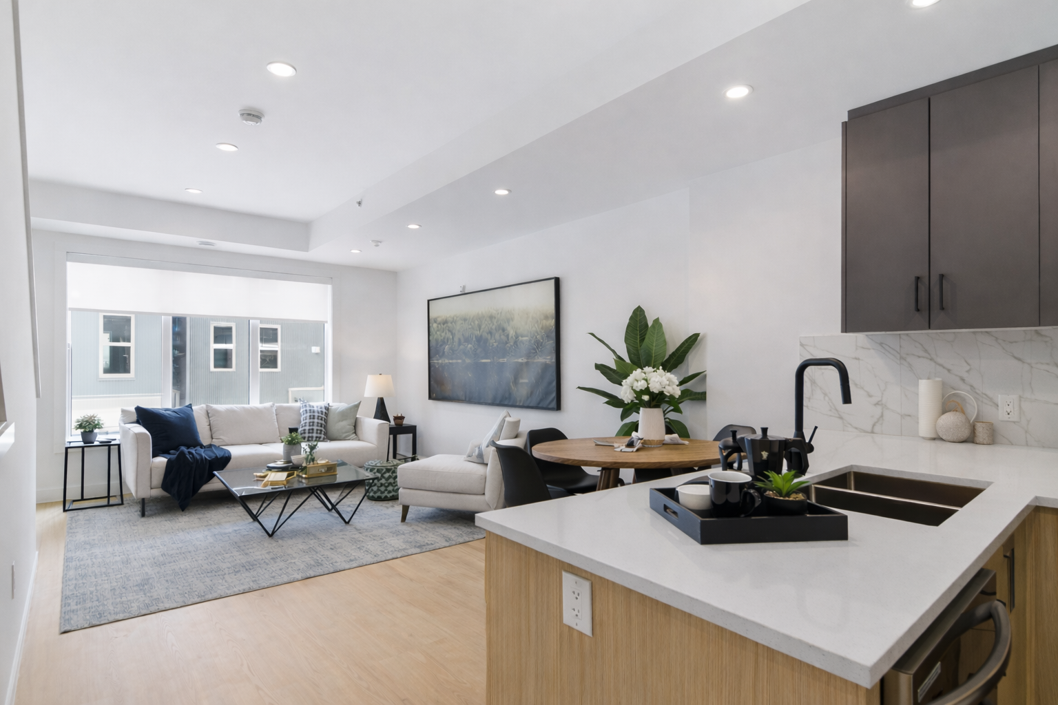 204-415 31 Avenue Northeast, Calgary, AB, T2E 2E3 - 4