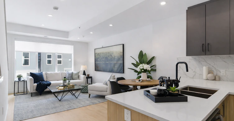 204-415 31 Avenue Northeast, Calgary, AB, T2E 2E3 - 4