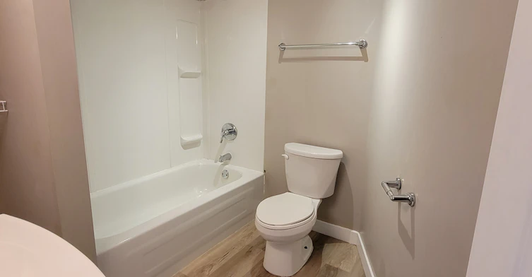 9620 75 Street Northwest, Edmonton, AB, T6C 2H9 - 12