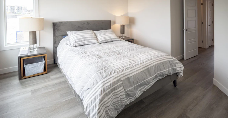 21750 93 Avenue Northwest, Edmonton, AB, T5T 7S5 - 8