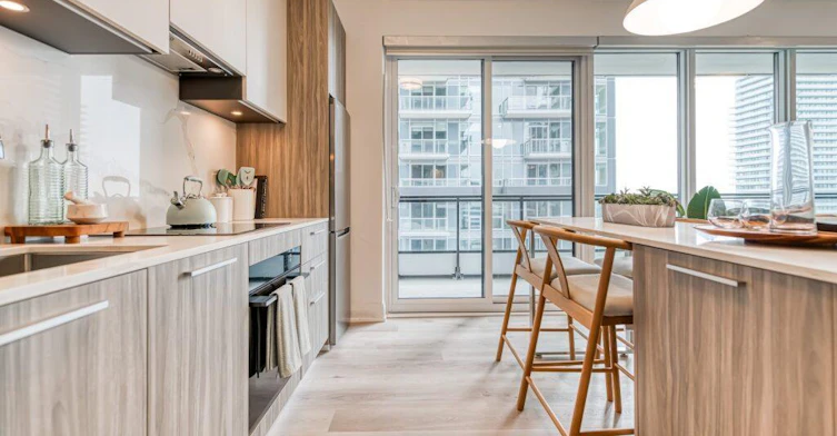 55 Broadway Avenue, Toronto, ON, M4P 1T8 - 2