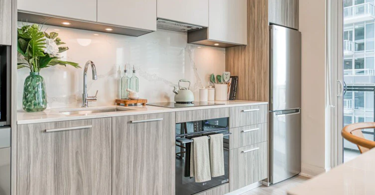 55 Broadway Avenue, Toronto, ON, M4P 1T8 - 3