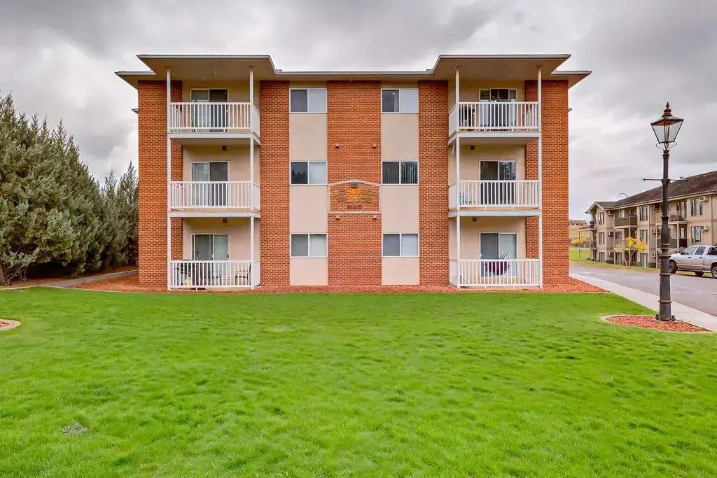 102-845 5 Street SW, Medicine Hat, AB, T1A 4H7 - 10