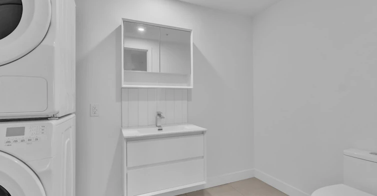 2500 Cavendish Boulevard, Montréal, QC, H4B 2M7 - 4