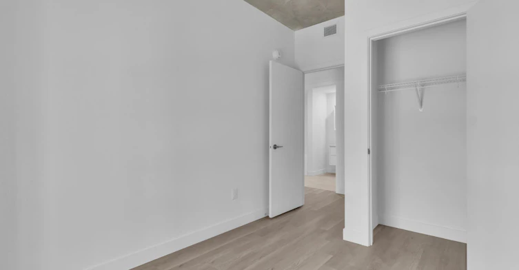 2500 Cavendish Boulevard, Montréal, QC, H4B 2M7 - 8