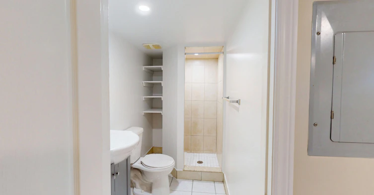 B-79 Rosemount Avenue, Toronto, ON, M9N 3B5 - 7