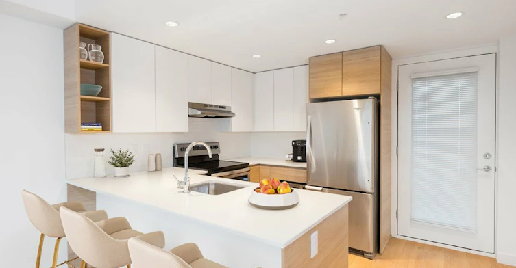388 Kaslo Street, Vancouver, BC, V5K 0G6 - 6