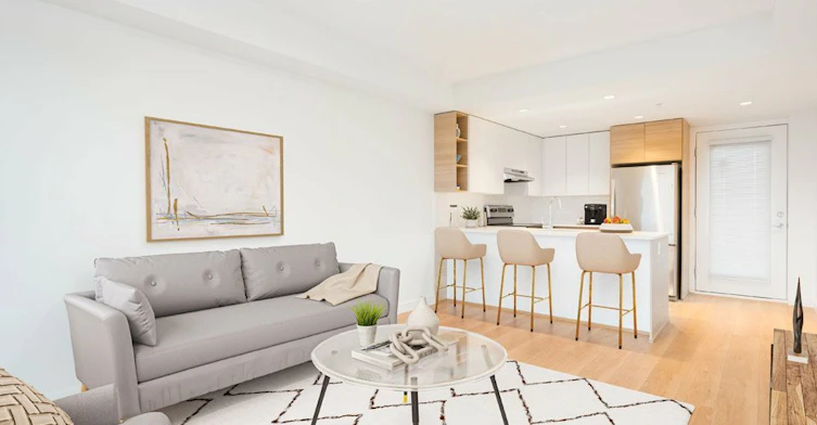 388 Kaslo Street, Vancouver, BC, V5K 0G6 - 4