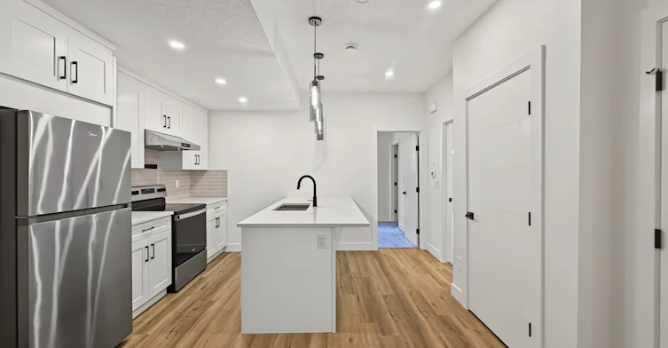 258B-258 22 Avenue Northeast, Calgary, AB, T2E 1T5 - 6