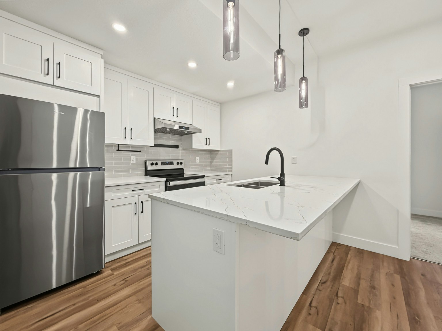 258B-258 22 Avenue Northeast, Calgary, AB, T2E 1T5 - 7