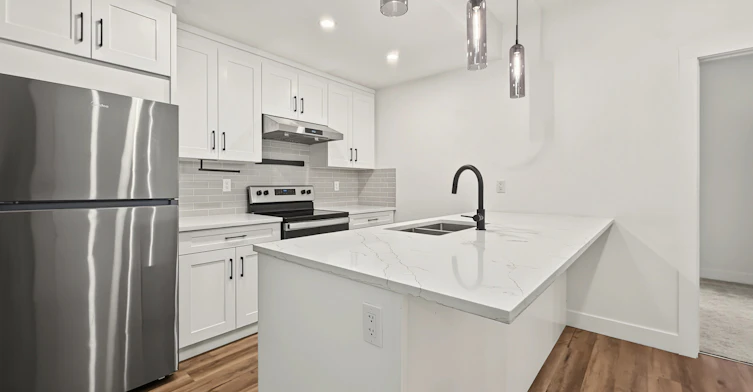 258B-258 22 Avenue Northeast, Calgary, AB, T2E 1T5 - 7