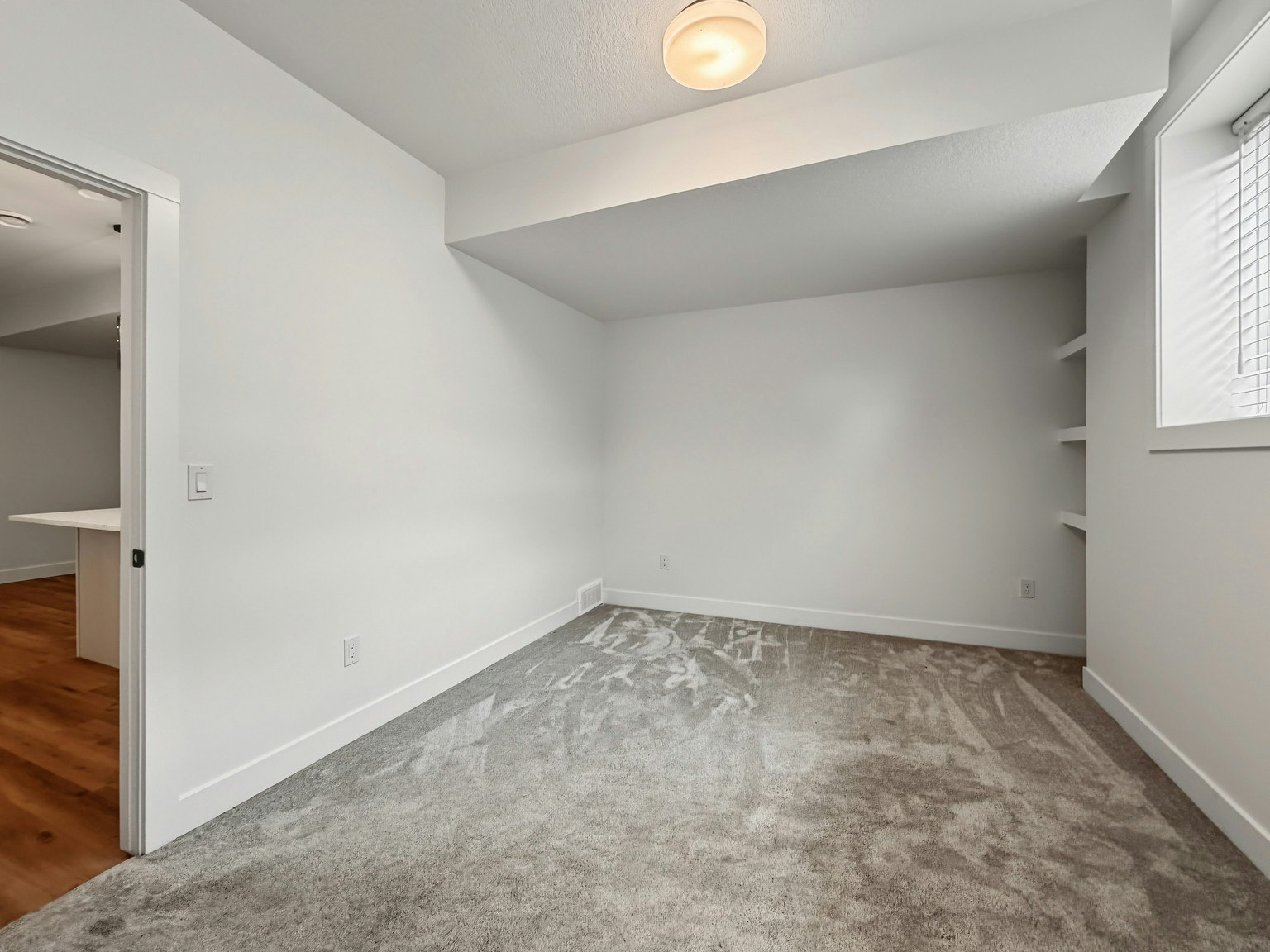 258B-258 22 Avenue Northeast, Calgary, AB, T2E 1T5 - 12