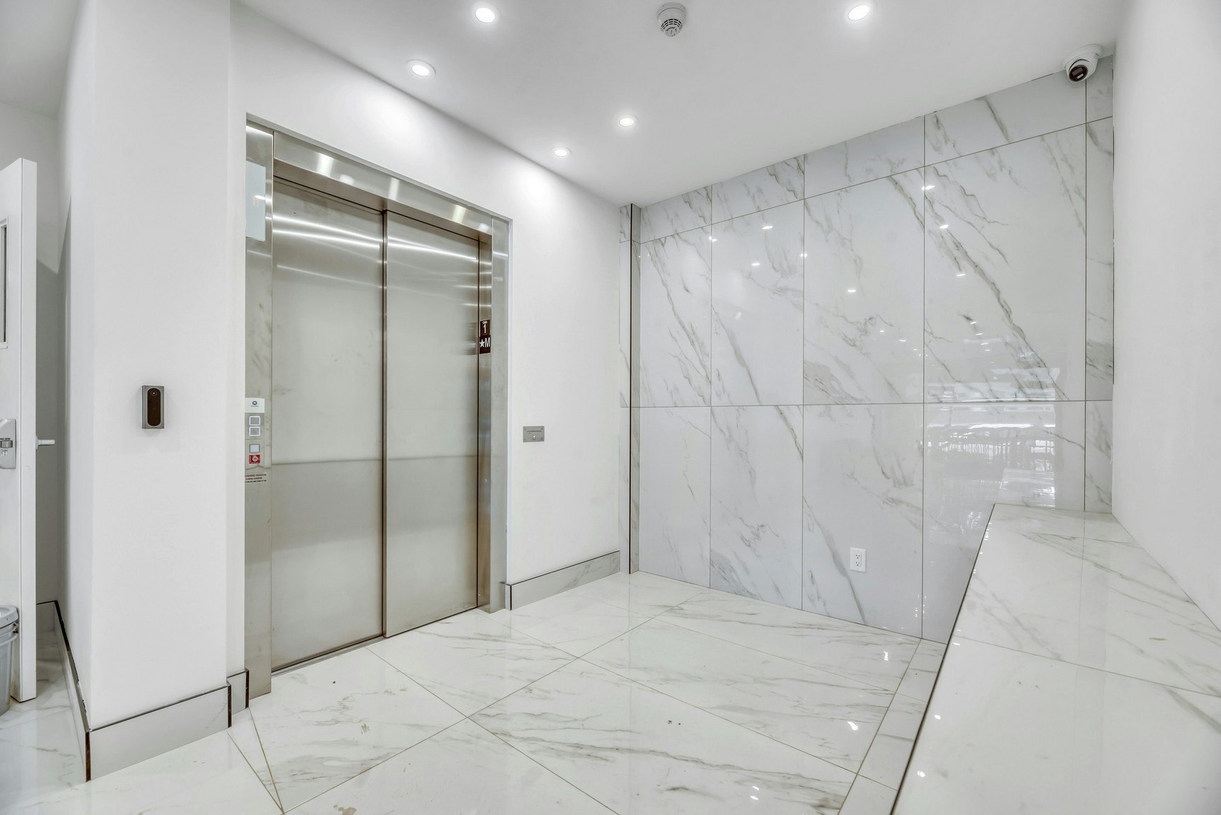 301-2504 22 Street Northwest, Calgary, AB, T2M 3W8 - 9