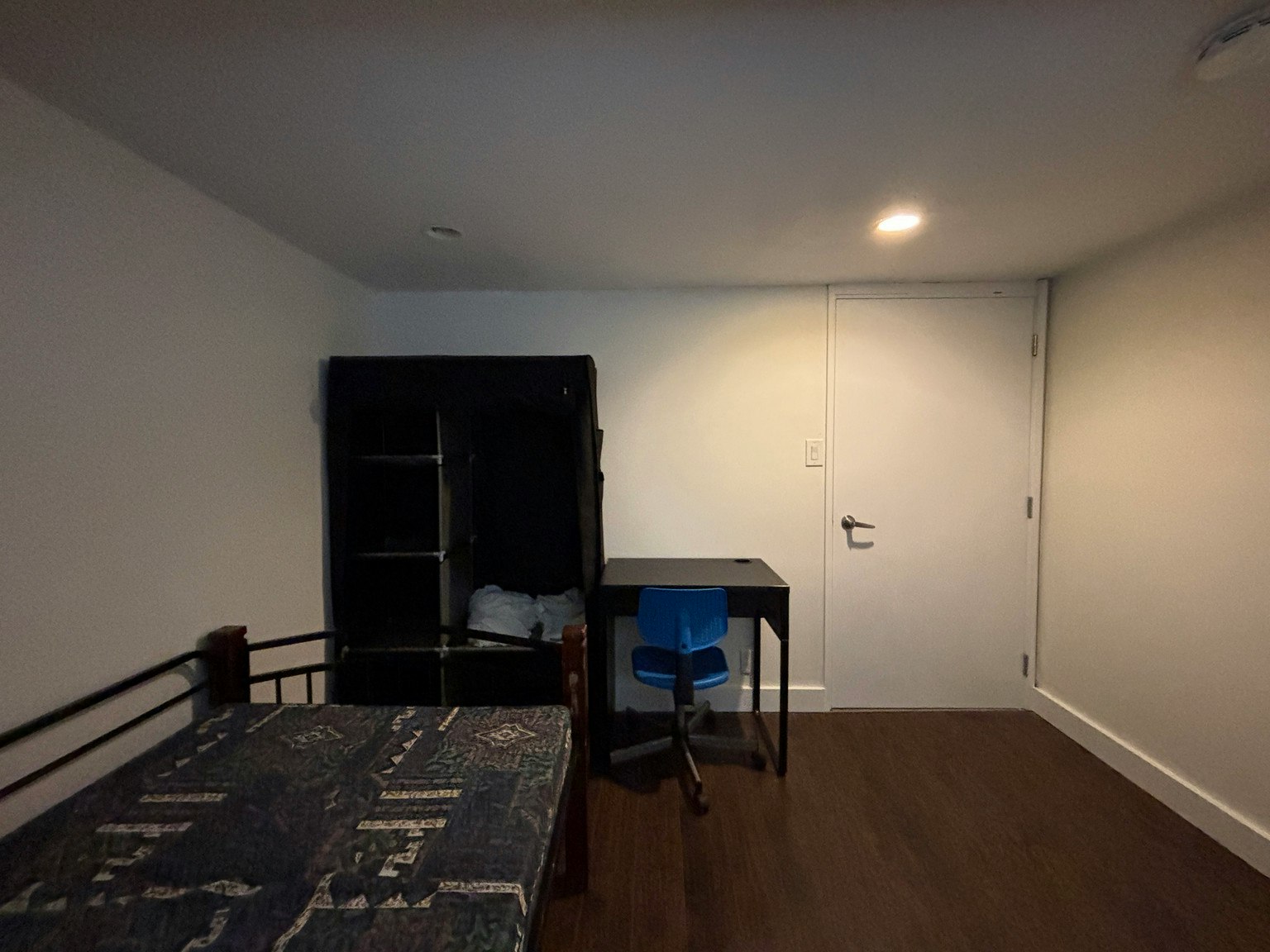 BOTTOM-6819 Linden Avenue, Burnaby, BC, V5E 3G5 - 11