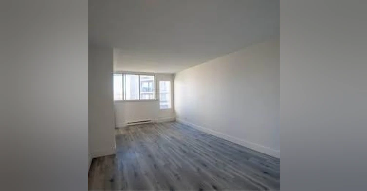 520-10355 De Bois De Boulogne Avenue, Montréal, QC, H4N 1L2 - 2