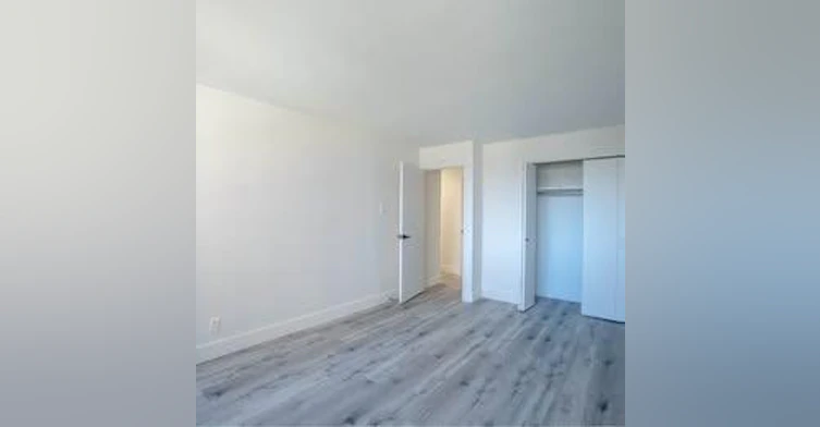 520-10355 De Bois De Boulogne Avenue, Montréal, QC, H4N 1L2 - 10