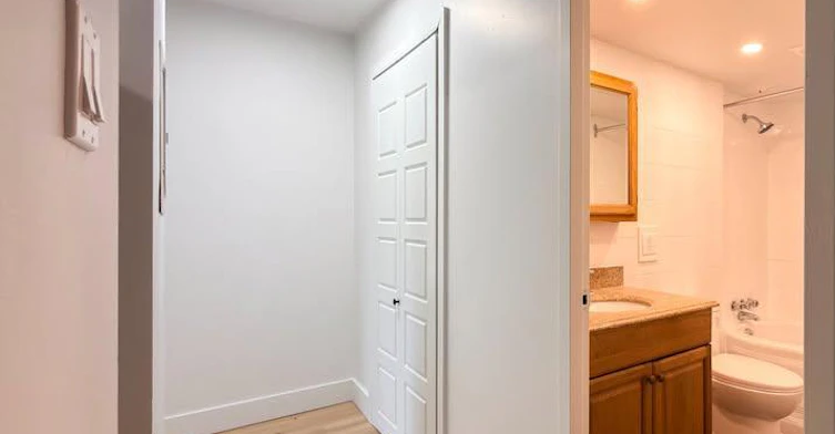 305-10355 De Bois De Boulogne Avenue, Montréal, QC, H4N 1L2 - 4