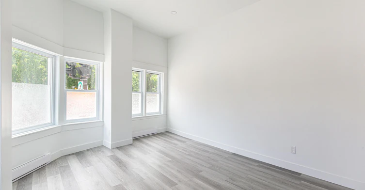 2002 Saint André Rue, Montréal, QC, H2L 3V1 - 6