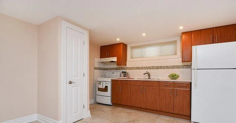 1636 Fisher Avenue, Ottawa, ON, K2C 1X8 - 11