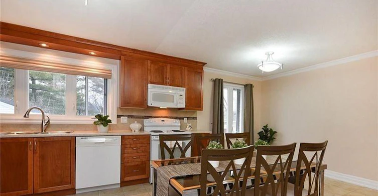 1636 Fisher Avenue, Ottawa, ON, K2C 1X8 - 14