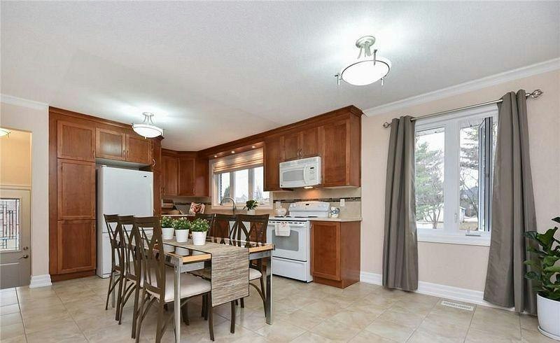 1636 Fisher Avenue, Ottawa, ON, K2C 1X8 - 7