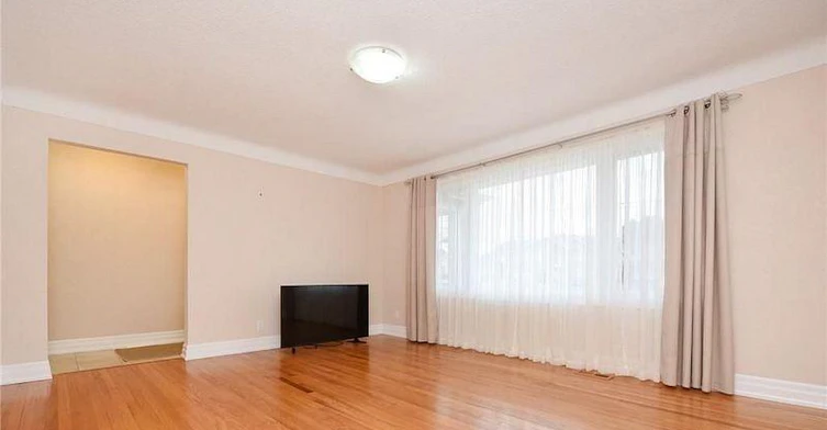 1636 Fisher Avenue, Ottawa, ON, K2C 1X8 - 6
