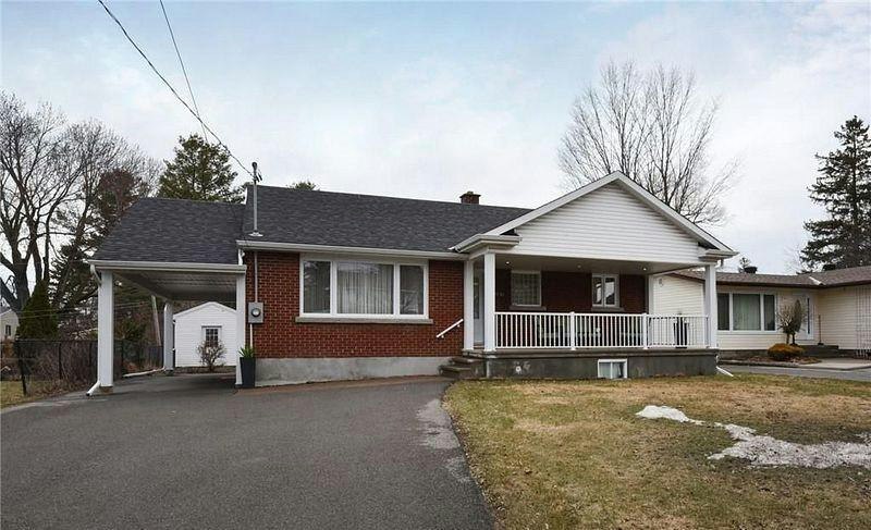1636 Fisher Avenue, Ottawa, ON, K2C 1X8