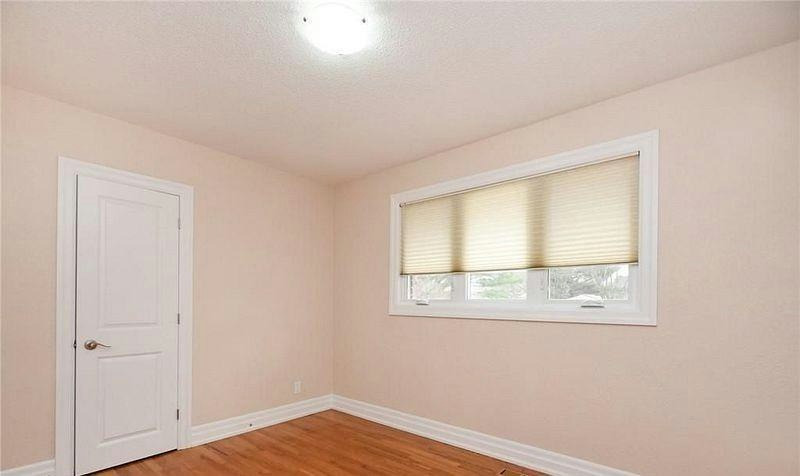 1636 Fisher Avenue, Ottawa, ON, K2C 1X8 - 18