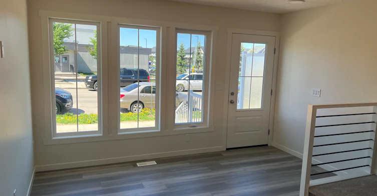 525 Secord Boulevard Nw, Edmonton, AB, T5T 7V3 - 2