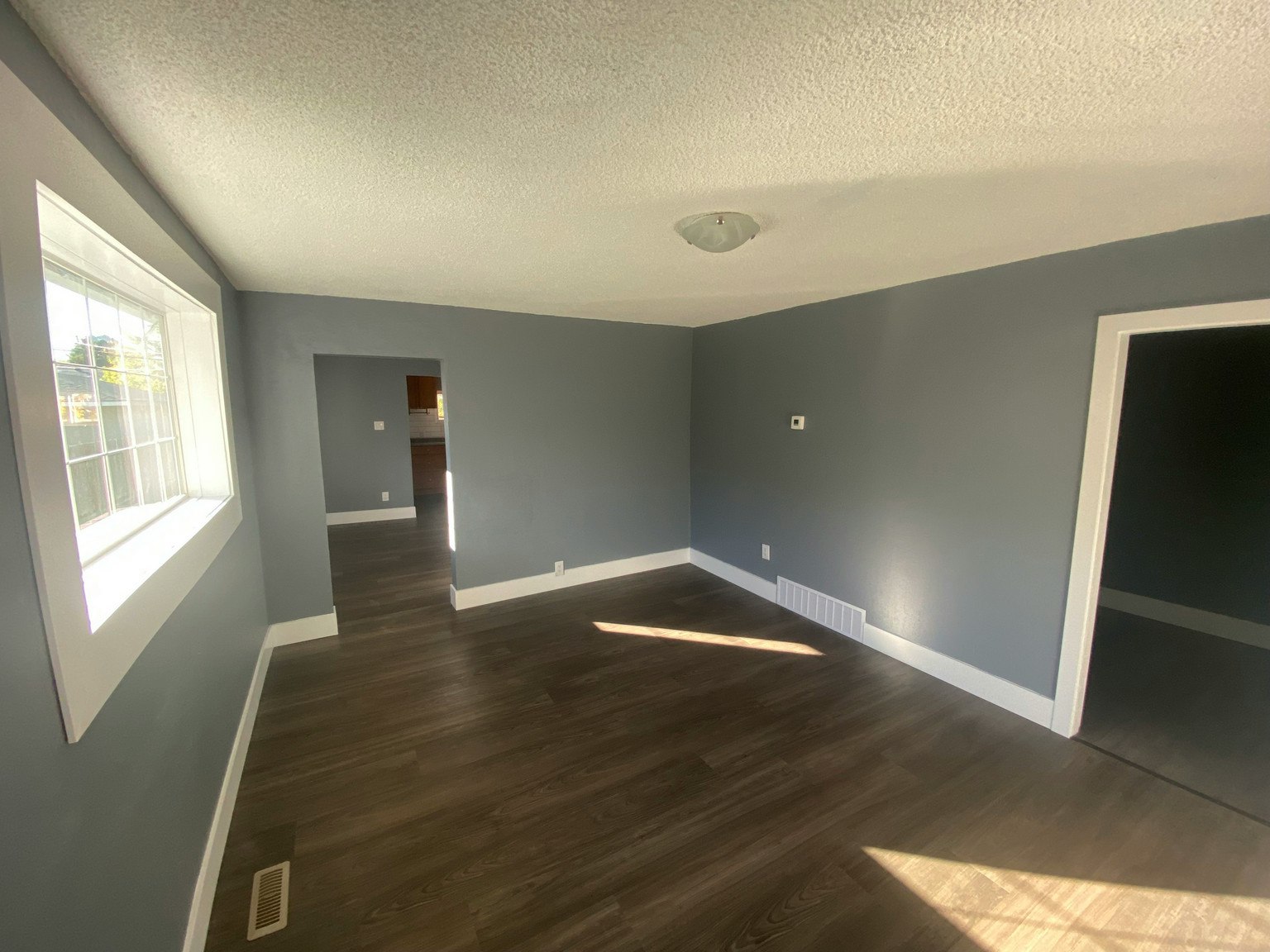 12930 71 Street Northwest, Edmonton, AB, T5C 0M5 - 2