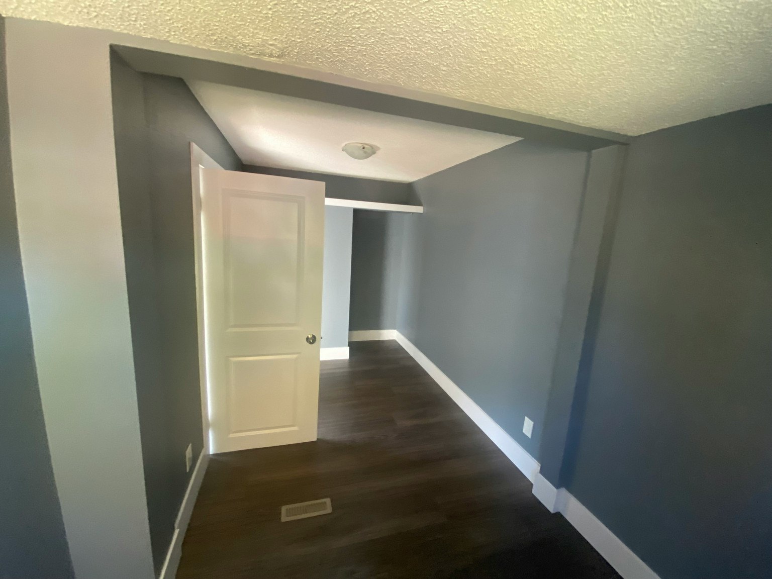 12930 71 Street Northwest, Edmonton, AB, T5C 0M5 - 3