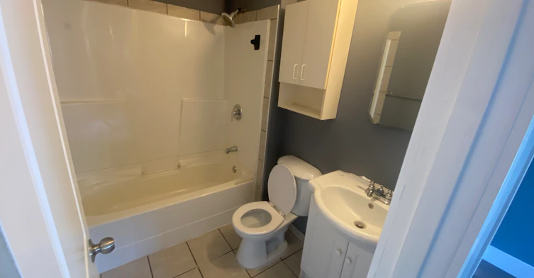 12930 71 Street Northwest, Edmonton, AB, T5C 0M5 - 6