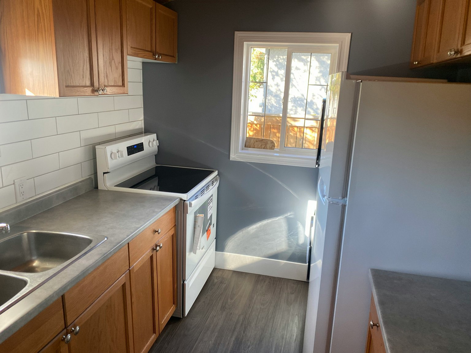 12930 71 Street Northwest, Edmonton, AB, T5C 0M5 - 9