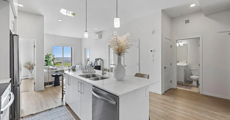 322-30 Sage Hill Row NW, Calgary, AB, T3R 2M6 - 2